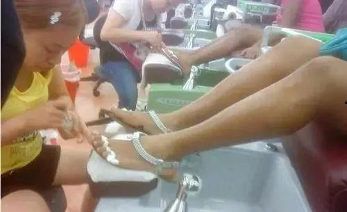 凤姐2015生活照,揭秘当年网红的日常风采